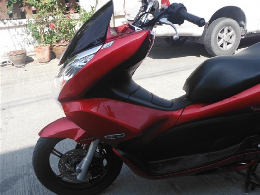 ฉลองตรุษจีน ขาย Honda PCX 125i ปี 54 ราคา 49800