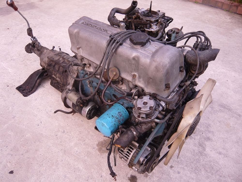 ขายเครื่องยนต์เบนซินขับหลัง Nissan L18 9850 บาท