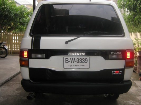 TOYOTA LITEACE ตู้นั่ง TOYOTA LITEACE ตู้นั่ง