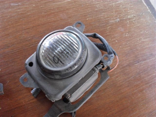 ขายไฟตัดหมอก แอคคอด 95 1 คู่ สีขาวของแท้ครับ  ราคา  900