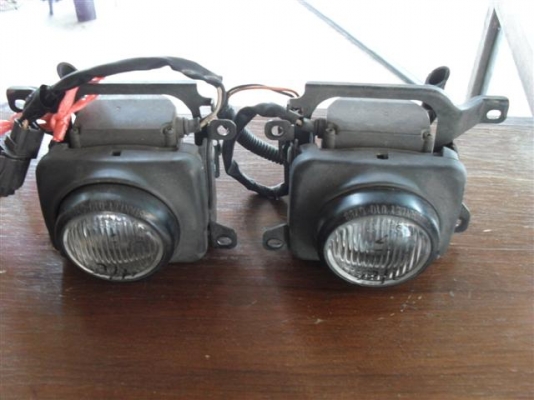 ขายไฟตัดหมอก แอคคอด 95 1 คู่ สีขาวของแท้ครับ  ราคา  900