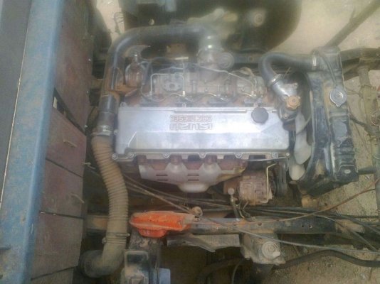 ขายNPR 135 แรง เฟืองท้ายF พร้อมใช้เอกสารพร้อมโอน