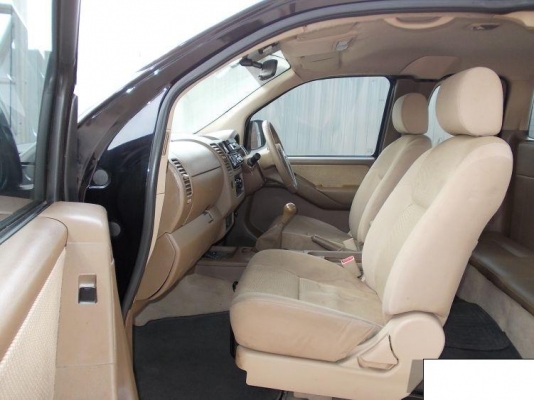 NAVARA UTILITY CAB CARIBRE SE 2.5 Di NAVARA UTILITY CAB CARIBRE SE 2.5 Di