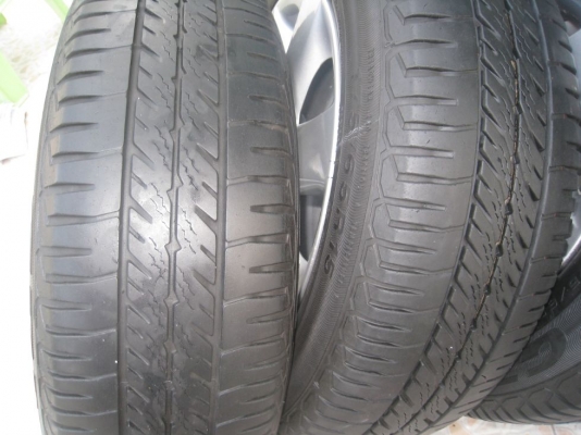 ขายล้อแม็ก Nissan March 15"x5.5" et 50 4 รู 100 +ยางปี 10 (081-3747940)