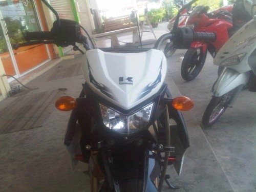 ขาย ksr สีขาวดำ ปี54 วิ่งได้ 13,000 กิโล เครื่องเดิม ชุดสีเดิมทั้งหมด ราคา 38,000 บาท (ด่วนมาก)