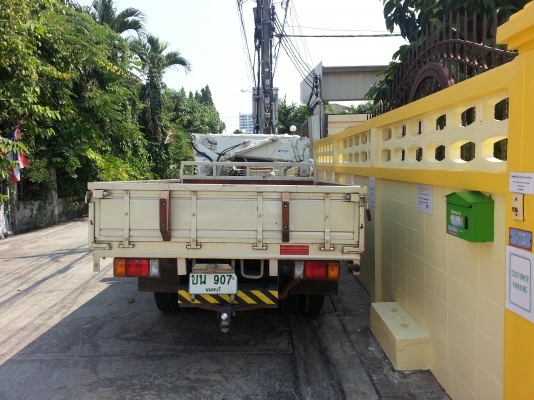 ขายรถ ISUZU ELF ติดเฮียบ แต่งเพียบ ใช้น้อย