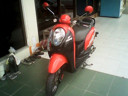 Scoopy – i รถสวยขับนิ่มขี่สบายราคาถูก 25500 บาท ปี 2554 Scoopy – i รถสวยขับนิ่มขี่สบายราคาถูก 25500 บาท ปี 2554