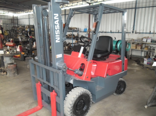 รถนอกทำเสร็จใหม่ๆสวยมาก NISSAN FG15-J02 เกียร์ออโต้ ระบบแก๊สจากญี่ปุ่น