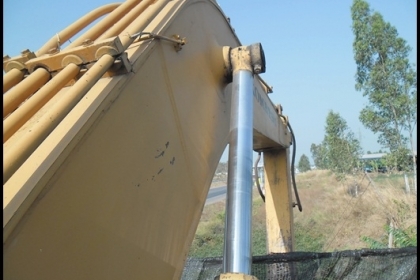 แมคโคร PC 200 รุ่น 2 สภาพสวยๆ ราคาจิ๊บๆ