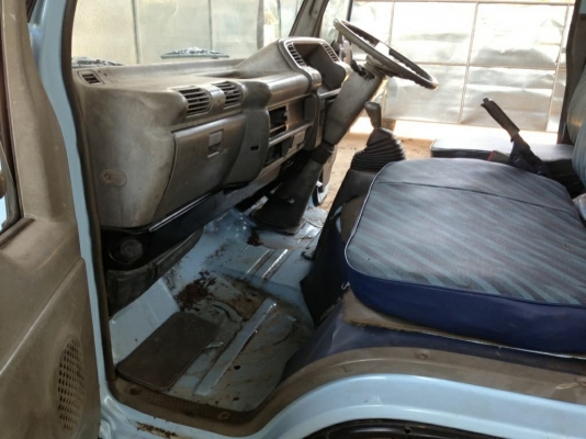 รถอิซูซุ 6 ล้อ NKR 110 แรงม้า ( ขายหัว คัชซี ) สนใจติดต่อ 081 - 6079515 รถอิซูซุ 6 ล้อ NKR 110 แรงม้า ( ขายหัว คัชซี ) สนใจติดต่อ 081 - 6079515