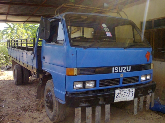 ขาย 6 ล้อ ISUZU NPR 115 กระบะยาว5 เมตร ขาย 6 ล้อ ISUZU NPR 115 กระบะยาว5 เมตร