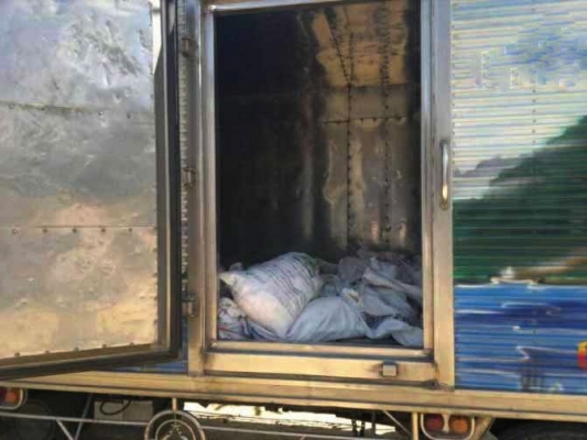 รถอิซูซุ 6 ล้อ ตู้เย็น NPR 120 แรงม้า สนใจติดต่อ 081 - 6079515 รถอิซูซุ 6 ล้อ ตู้เย็น NPR 120 แรงม้า สนใจติดต่อ 081 - 6079515