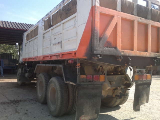 รถอิซูซุ 10 ล้อดั๊ม FXZ 270 แรงม้า ปี 40    สนใจติดต่อ 081 - 6079515