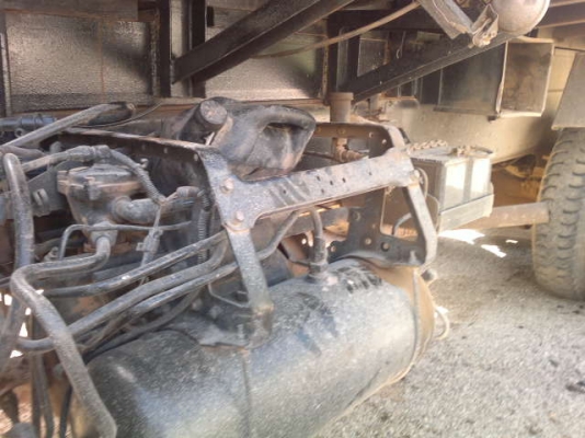 รถอิซูซุ 10 ล้อดั๊ม FXZ 270 แรงม้า ปี 40    สนใจติดต่อ 081 - 6079515