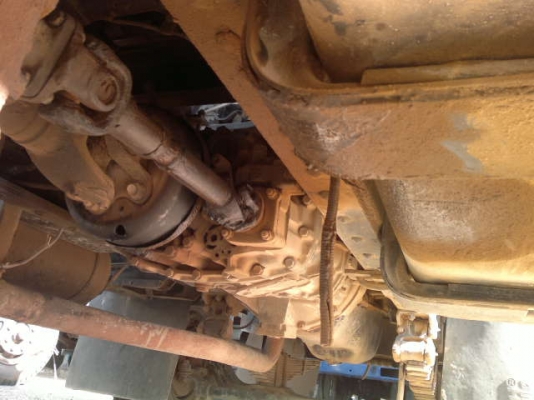 รถอิซูซุ 10 ล้อดั๊ม FXZ 270 แรงม้า ปี 40    สนใจติดต่อ 081 - 6079515