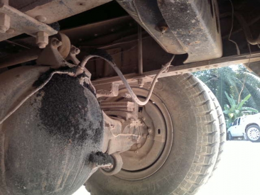 รถอิซูซุ 10 ล้อดั๊ม FXZ 270 แรงม้า ปี 40    สนใจติดต่อ 081 - 6079515