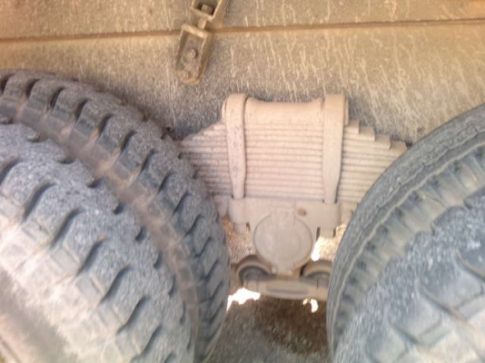 รถอิซูซุ 10 ล้อดั๊ม FXZ 270 แรงม้า ปี 40    สนใจติดต่อ 081 - 6079515