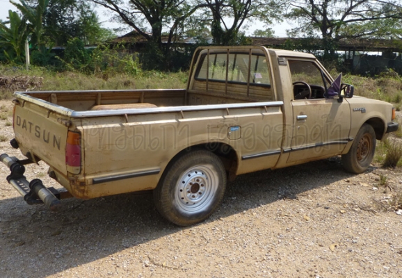 datsun 720 ช่วงสั้น 4ขอ สีครีม สวยบางอย่างแห้ง datsun 720 ช่วงสั้น 4ขอ สีครีม สวยบางอย่างแห้ง