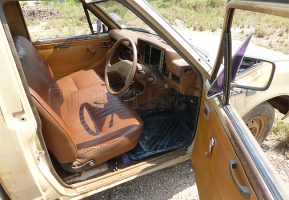 datsun 720 ช่วงสั้น 4ขอ สีครีม สวยบางอย่างแห้ง datsun 720 ช่วงสั้น 4ขอ สีครีม สวยบางอย่างแห้ง