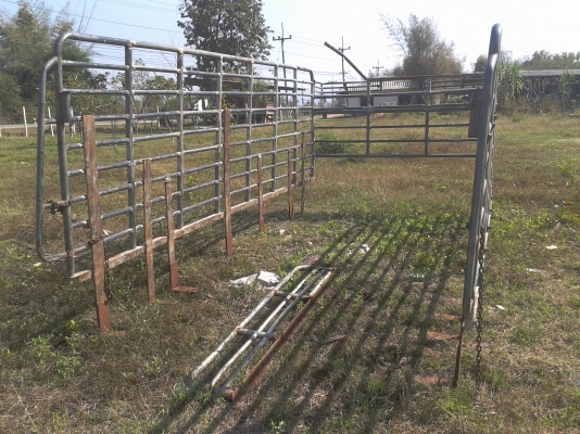 คอกรถ6ล้อ ยาว4.5เมตร (มัดจำจากขอนแก่นแล้วครับ)