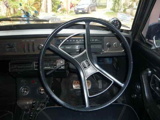 ขาย VOLVO(164)เครื่อง1Gเกียร์ออโต้สภาพเดิมเก๋าๆสวยๆเดิมโครต