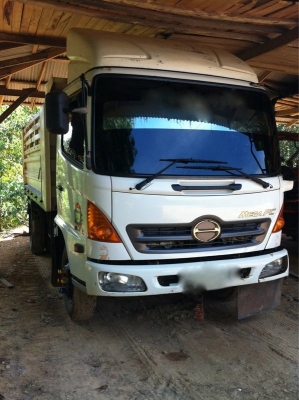 รถฮีโน่ 6 ล้อดั๊ม 170 แรงม้า ปี 50  สนใจติดต่อ 081 - 6079515