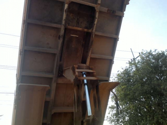 รถฮีโน่ 10 ล้อดั๊ม 320 แรงม้า ปี 46 ( ผ่อนต่อได้ ) สนใจติดต่อ 081 - 6079515 รถฮีโน่ 10 ล้อดั๊ม 320 แรงม้า ปี 46 ( ผ่อนต่อได้ ) สนใจติดต่อ 081 - 6079515