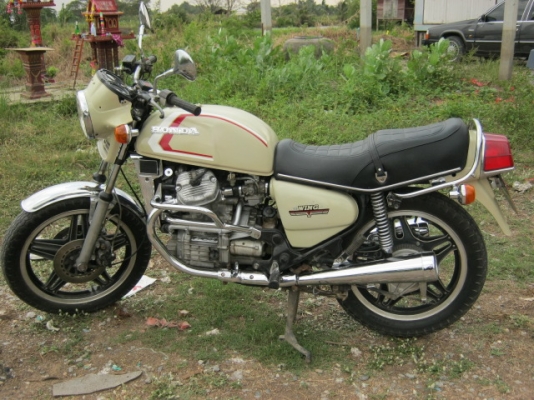 ขาย HONDA GL 400 สภาพประกวด เครื่องแน่น