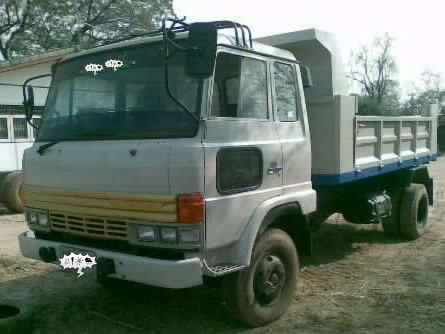 HINO FD 195 HP HO7D หกล้อดั๊มพ์ กระบะดั๊มพ์เหล็ก 6 ตันยาว 3.60 เมตร ช่วงล่างใหญ่ยาง 8.25 ขอบ 16 เครื่องแน่นดีแห้งดี หัวเก๋งไม่มีผุภายในคอนโซลครบ พวงมาลัยเพาเวอร์ เบรคทริ๊ปฟี้ครบครัน ช่วงล่างคัชซีดี ยางสภาพดีพร้อมบรรทุกพร้อมใช้งานได้เลย เอกสารทะเบียนครบพร้