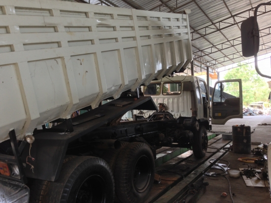 ด่วนคนจองไว้ จัดไม่ผ่าน เอามาขายต่อ ต่อรองได้นิดหน่อย HINO  FM3H 195.