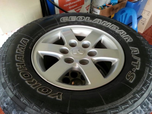 ขายแม็กซ์ ไทรทันขอบ 16 พร้อมยาง ขายแม็กซ์ ไทรทันขอบ 16 พร้อมยาง