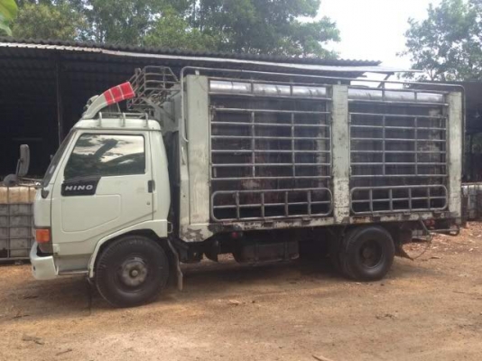 ขาย 6 ล้อรั้ว HINO FB 2 W 120 แรงม้า กระบะยาว 4.30 เมตร รถสวย พร้อมใช้งาน สนใจโทร 0819701072