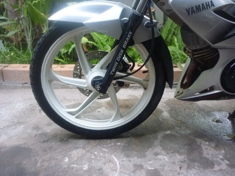 ขายยามาฮ่า สปีส ปี 44 สีขาว ดำ ขาย 10500 บาท ขายยามาฮ่า สปีส ปี 44 สีขาว ดำ ขาย 10500 บาท