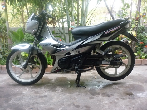 ขายยามาฮ่า สปีส ปี 44 สีขาว ดำ ขาย 10500 บาท ขายยามาฮ่า สปีส ปี 44 สีขาว ดำ ขาย 10500 บาท