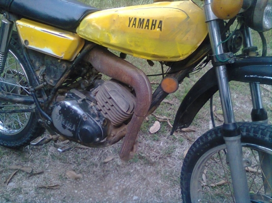 ขายyamaha dt100..แห้งๆเครื่่องดีมีเล่มทะเบียน(ไม่โอน)8,500