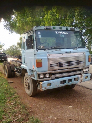 นิสสัน UD หัวแซลซี