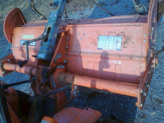 ขายรถไถ Kubota B7001 ขับ 4 พร้อมโรตารี่ ไม่เคยใช้งานในไทยครับ