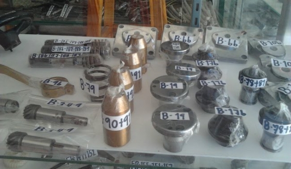 ขายอะไหล่เครื่องมิลลิ่ง มีทุกชิ้นครับ ขายอะไหล่เครื่องมิลลิ่ง มีทุกชิ้นครับ