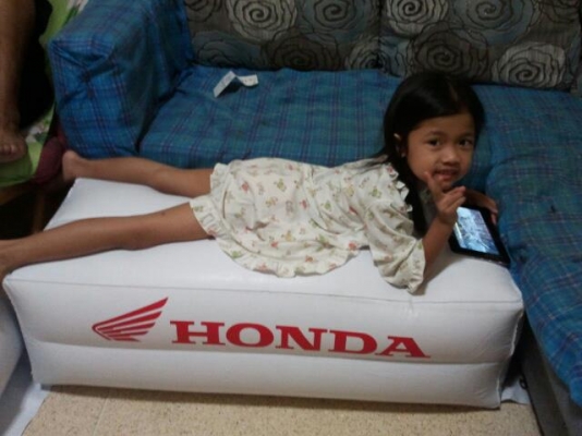 ขายเบาะเป่าลม Honda ใช้วางขา หรือ ตกแต่งร้านได้ครับ