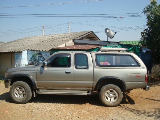 ขายหลังคาแครี่บอยแท้ๆเดิมๆสีทองพร้อมเบาะ แอร์ ลำโพง แร็กหลังคา 8500 บาท ลำพูนครับ