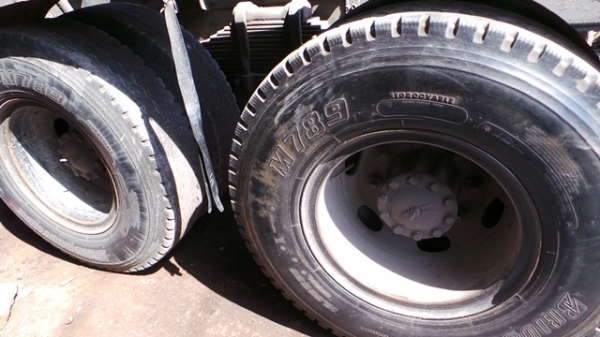 ISUZU  FXZ240  สิบล้อหัวลาก  ขายตามสภาพค่ะ