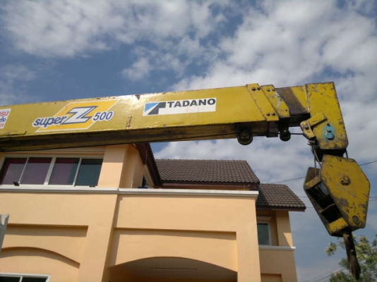 ขายรถ 6 ล้อ กระบะคาร์โก้ ติดตั้งเครน TADTNO SuperZ500 IS   UZU JCR300Y รถสวย เครื่อง. 6BG1-175 แรง