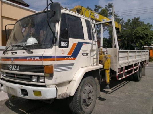 ขายรถ 6 ล้อ กระบะคาร์โก้ ติดตั้งเครน TADTNO SuperZ500 IS   UZU JCR300Y รถสวย เครื่อง. 6BG1-175 แรง