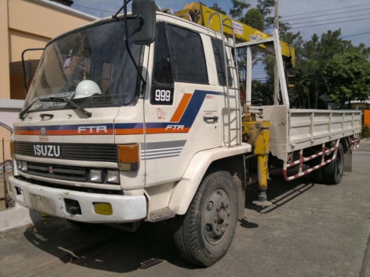 ขายรถ 6 ล้อ กระบะคาร์โก้ ติดตั้งเครน TADTNO SuperZ500 IS   UZU JCR300Y รถสวย เครื่อง. 6BG1-175 แรง