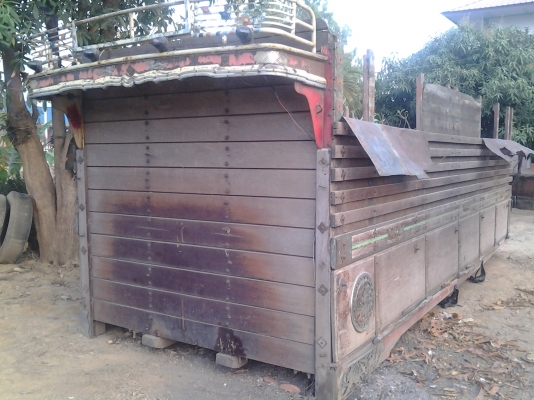 กระบะไม้สิบล้อสวยๆ ต่อรองได้ (ทีมงานรถคุณภาพ)