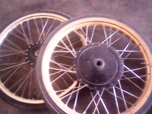 ขายล้อมีโอหน้าหลังยางงามๆ1,500.-