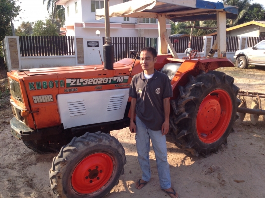 ขายด่วน kubota L3202Dt 4wd ขายไปมุกดาหารครับ ขายด่วน kubota L3202Dt 4wd ขายไปมุกดาหารครับ