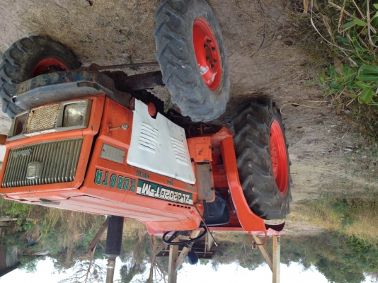 ขายด่วน kubota L3202Dt 4wd  ขายไปมุกดาหารครับ