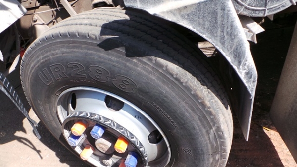 ISUZU  FXZ240  หัวเปลี่ยน  เครื่องเปลี่ยน ยางเต็ม  คัซซีสวยตลอดแนวค่ะ
