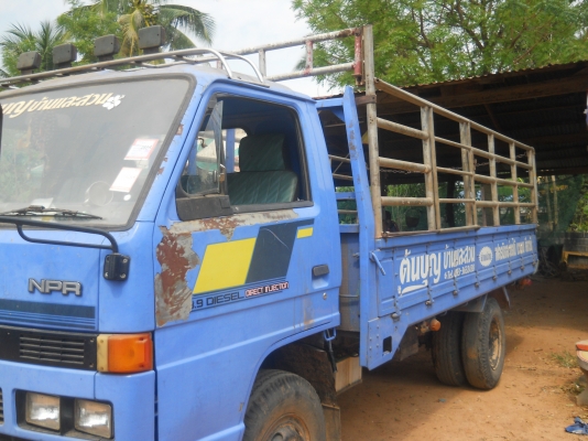 ขาย 6 ล้อ NPR 115 แรง รถห้างแท้เกียร์สั้นปี34 ขาย 6 ล้อ NPR 115 แรง รถห้างแท้เกียร์สั้นปี34